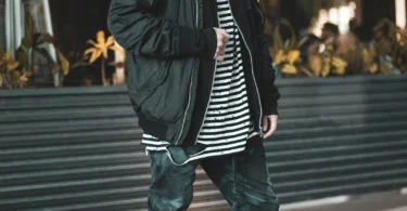 Trendy blazertje outfit for women in 2025 fashion style
