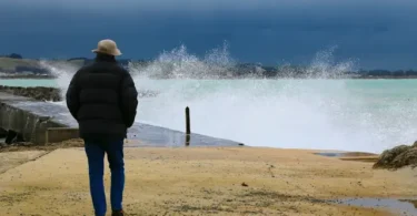 Stormuring and storm surge protection along coastal communities facing rising seas and flooding risks.